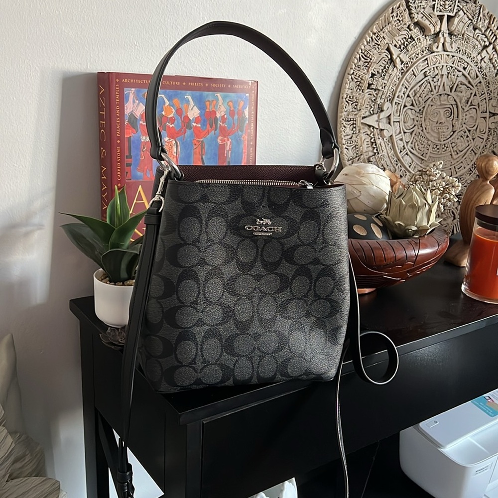 Coach bucket bag